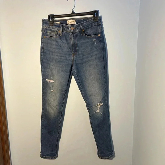 HIGH RISE SKINNY JEANS - Picture 1 of 5